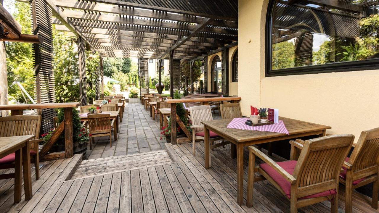 Parkhotel Luise 바트헤른알브 외부 사진